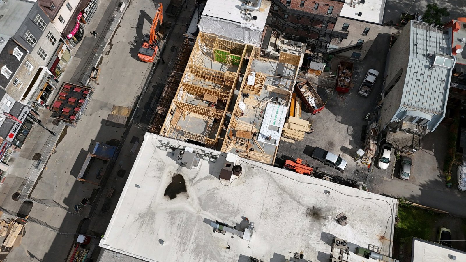 Selected drone photograph — Montréal drone capture · AD-076A2F8E